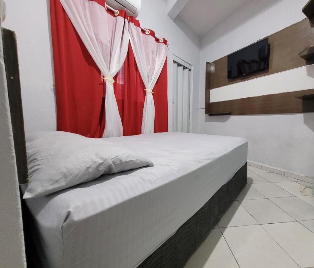 Hostel Sion - Apartamentos Itanhaém Екстериор снимка